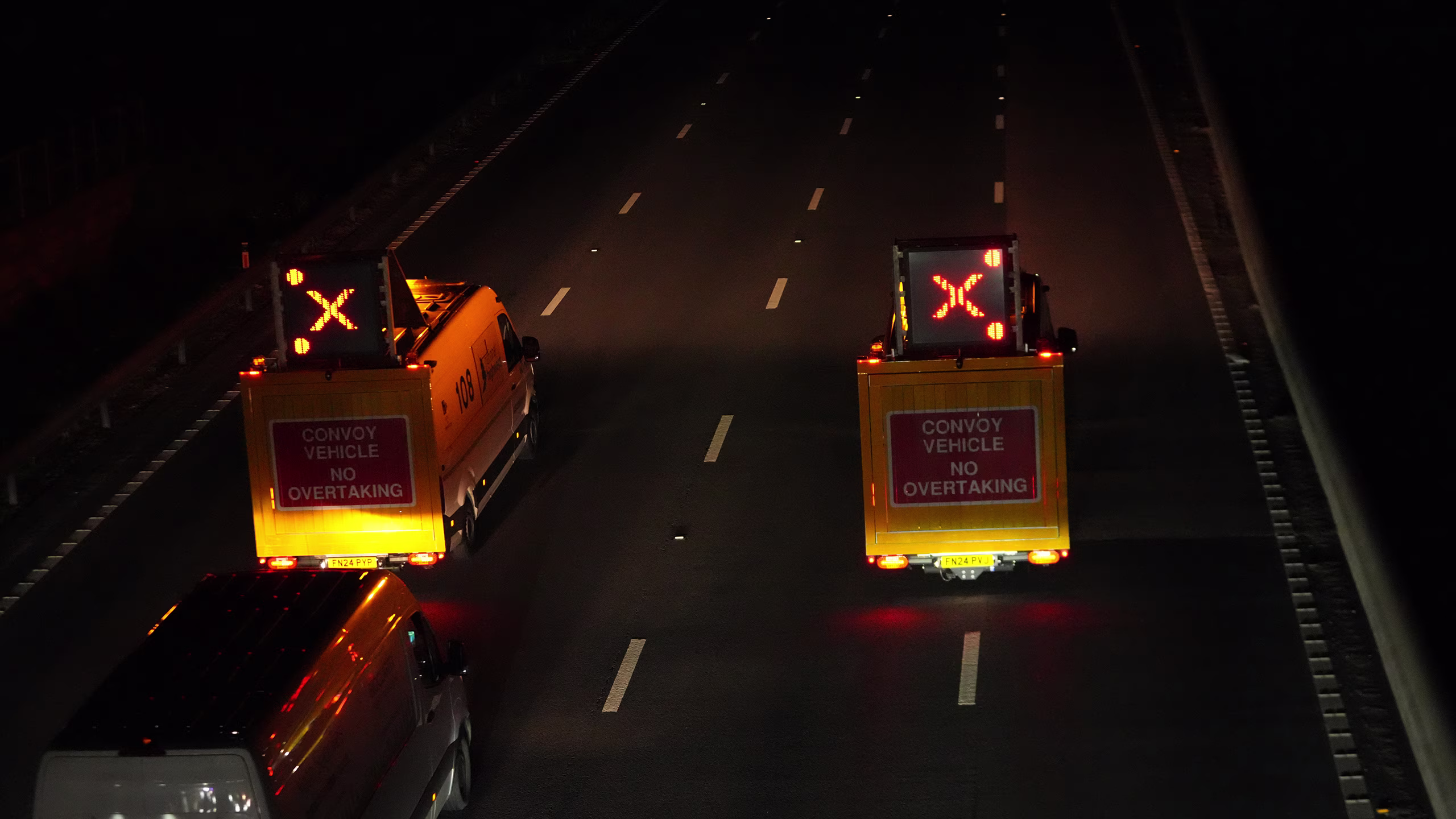 King EMCC vehicle and convoy with variable message signs and traffic management equipment on the road network.