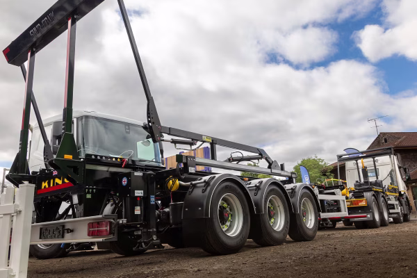 King Drawbar trailer vehicle.